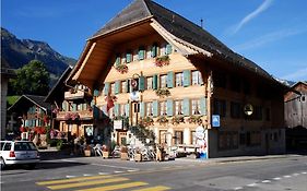 Hotel De Ville